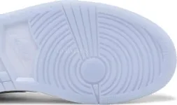 Женские кроссовки Nike Wmns Air Jordan 1 Low &#039;White Wolf Grey&#039;