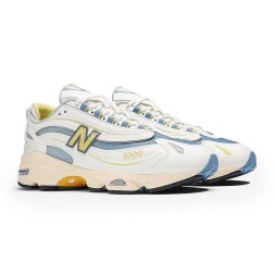 New Balance 1000 &amp;quot;Sea Salt/Heron Blue&amp;quot;