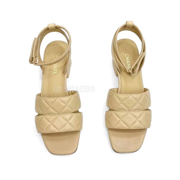 Женские босоножки Chanel Sandals Beige